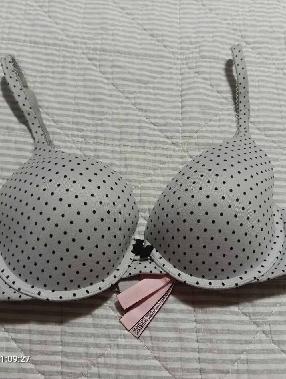Victoria's Secret Pushup T-Shirt Bra